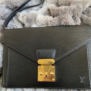 Louis Vuitton Noir Epi Pouchette